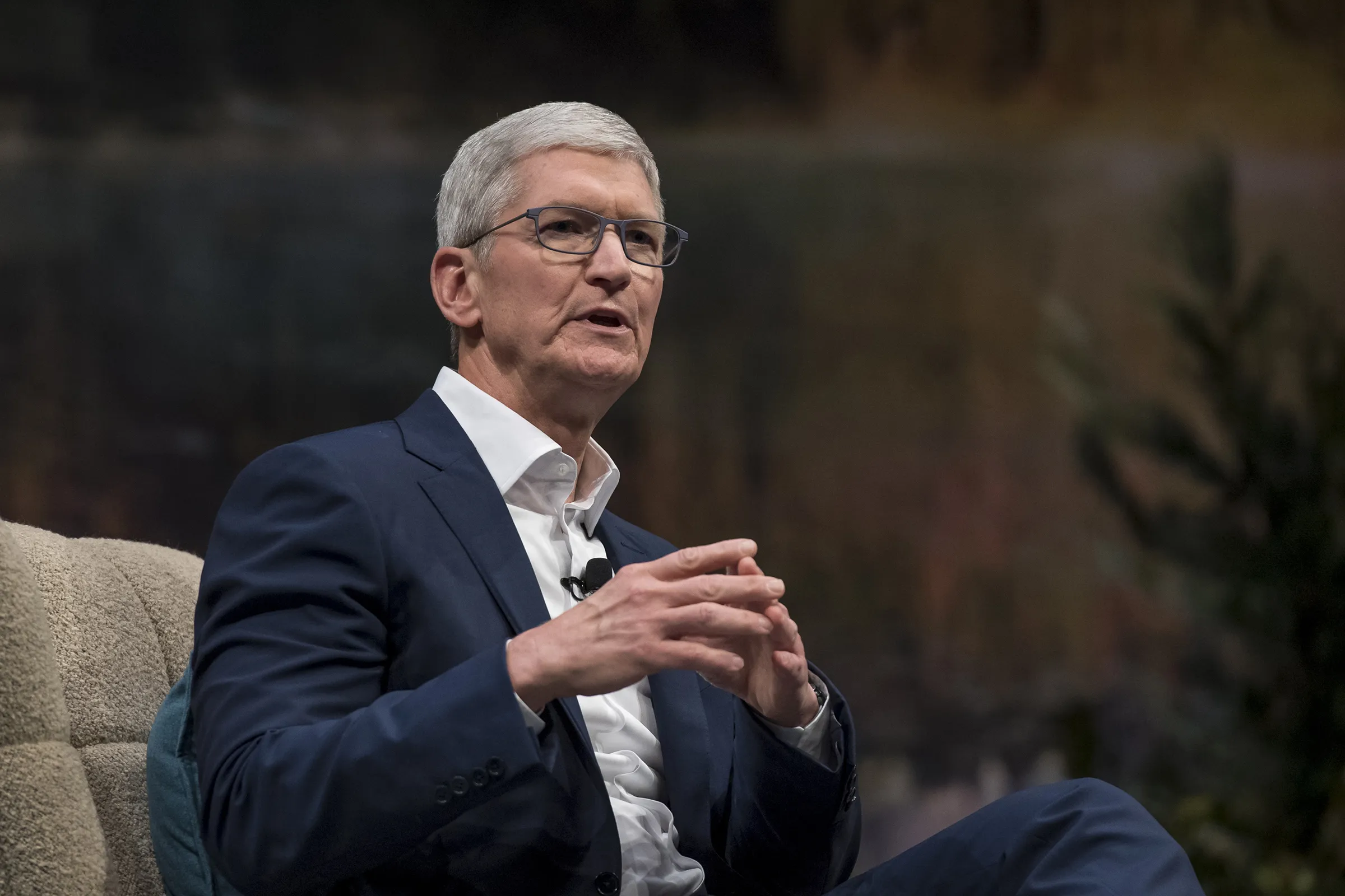 Tim Cook Net Worth In Billion Dollar